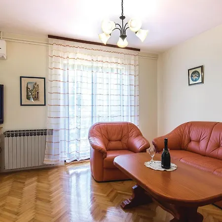 Amazing In With Kitchen Apartment Veprinac